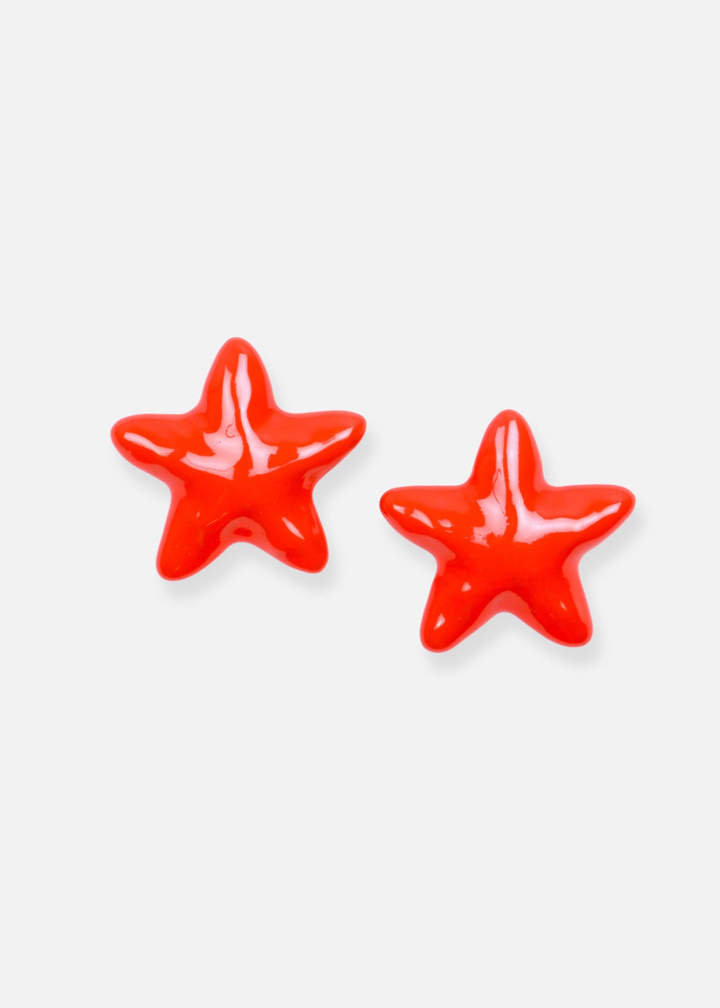 Vintage-inspired resin & enamel star earrings. Lightweight and chic. Handmade with love.